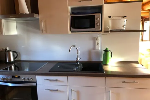 Küche / Küchenzeile  Marlies - Lastering Ferienhäuser & Apartments