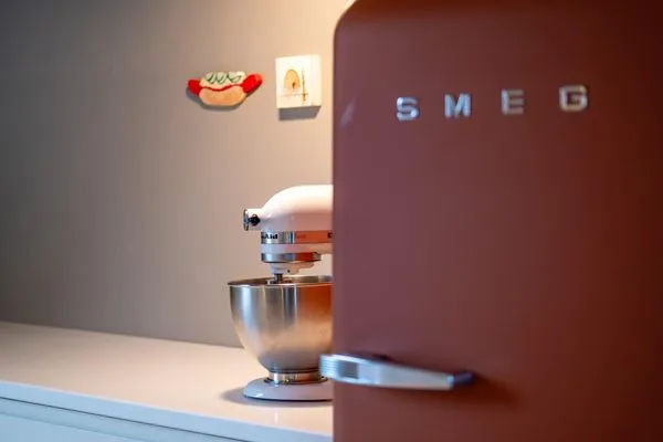 Küche mit Geschirrspüler, Herd, Kühlschrank, uvm.  Haifischsieben