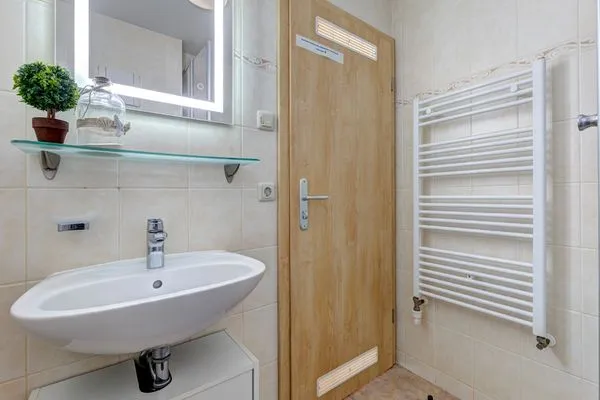 Badezimmer  Ferienhaus Döhner, Whg. 02