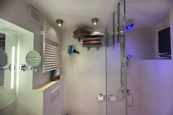 Badezimmer Ferienwohnung Brandenburgerstr. 11 - Dühne16 mit kleinem Meerblick