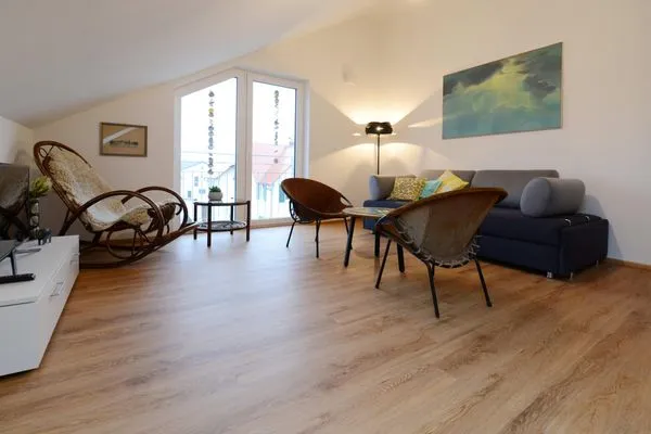 Wohnzimmer  Apartment mit Balkon 7/2 OG