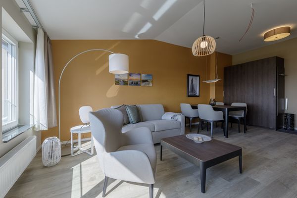 ALTE SEEFAHRTSCHULE App. 86 "Meeresrauschen" Ostseebad Wustrow - 