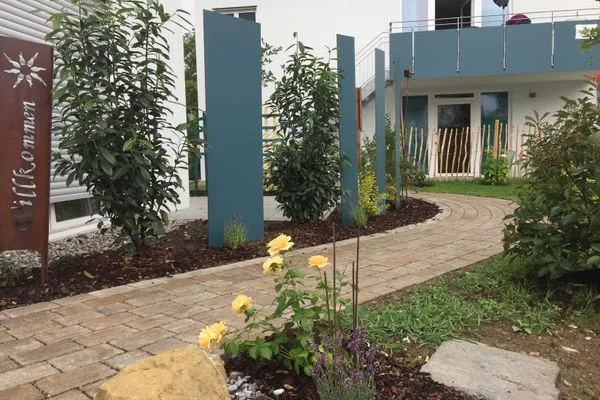 Garten  Apartment Gartenblick 7/4 EG mit überdachter Terrasse