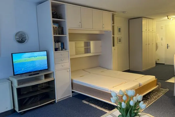 Wohn-Schlafbereich Ferienwohnung im Hanseatenhaus App. 3