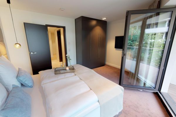 Luxus trifft Meeresbrise – Ihre großzügige Suite mit Kochinsel & Balkon