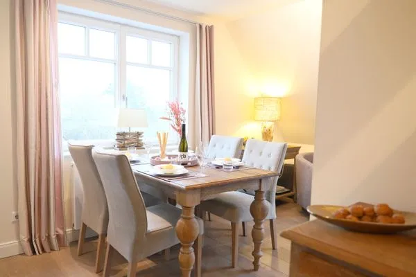 Wohnzimmer  Berthin-Bleeg-Str. 1, W6, Muschelkoje