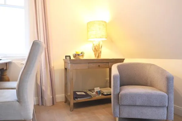 Wohnzimmer  Berthin-Bleeg-Str. 1, W6, Muschelkoje