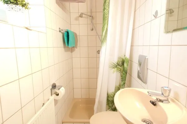 Badezimmer Erdgeschoss  DHH Gruber / Am Koper Sand 18a