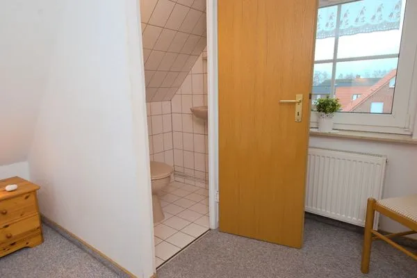 Gäste-WC  DHH Gruber / Am Koper Sand 18a