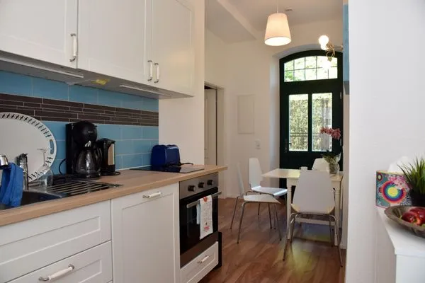 Küche / Küchenzeile  Romantische Wohnung Gleis 1 im historischen Bahnhof mit Terrasse