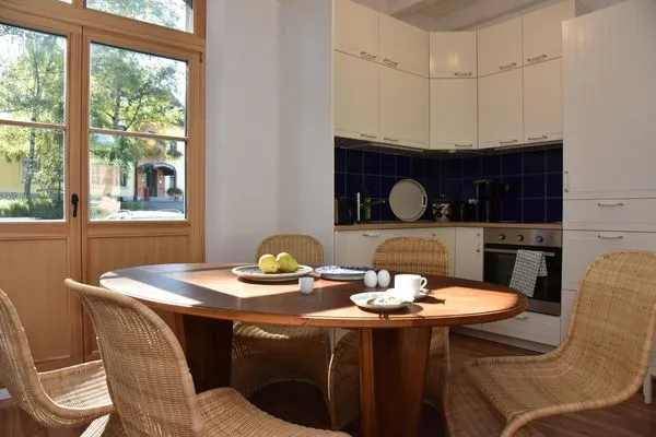 Küche / Küchenzeile  Romantische Wohnung Wartesaal im historischen Bahnhof mit Terrasse