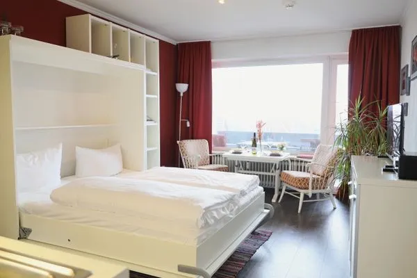 Wohnzimmer  Kjeirstr. 34, Whg. 18, Haus Atlanta, Krabbenliebe