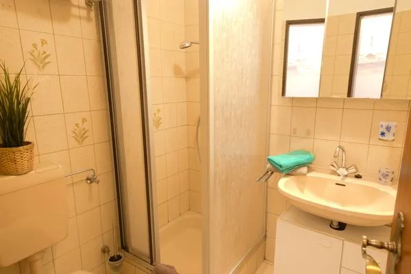 Badezimmer  Ferienwohnung Schlordt