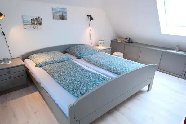 2.Schlafzimmer  Ferienwohnung de Meev