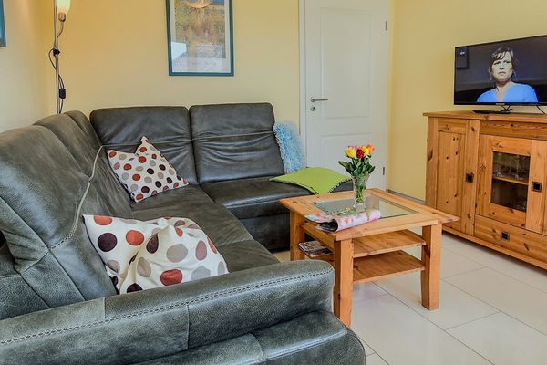  Ferienhaus Ostsee-Oase Karlshagen Karlshagen - Wohnzimmer