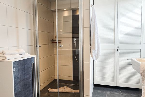  Ferienhaus Ostsee-Oase Karlshagen Karlshagen - Badezimmer