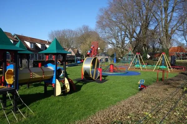  Enkhuizer Strand Chalet Leuke Plek mit Zaun Haus Nr. 216