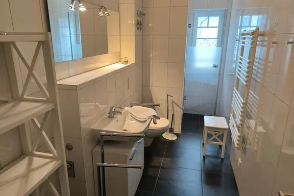 Badezimmer  Ostseeblick 8