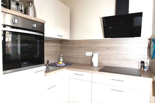 Küche / Küchenzeile  Friedrichs Stübchen *modern*Innenstadt*Stellplatz*