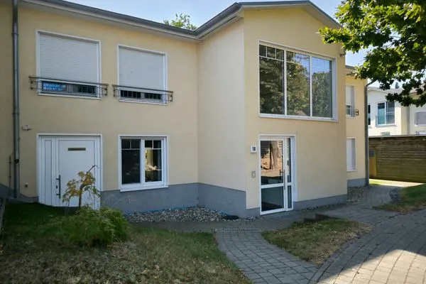 Fassade / Eingang  Ostseeblick 05