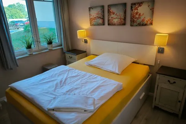 Schlafzimmer  Ostseeblick 05