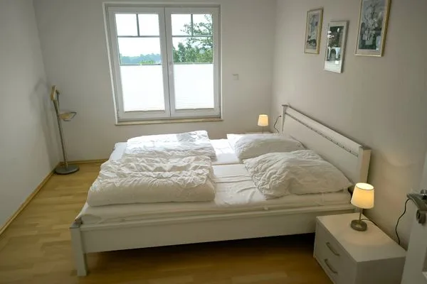 Schlafzimmer  Ostseeblick 03