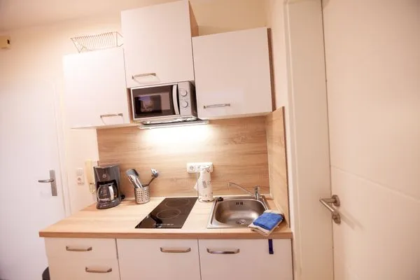 Küche / Küchenzeile  MonteurWohnung Sporbitzer Stübchen Dresden