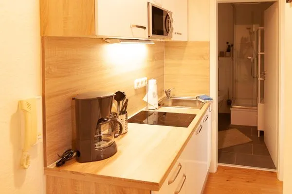 Küche / Küchenzeile  MonteurWohnung Sporbitzer Stübchen Dresden