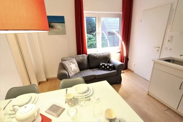   Möwenweg 2b - Nr. 1 Austernfischer