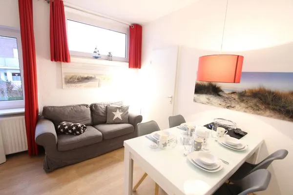   Möwenweg 2b - Nr. 4 Heringsmöwe