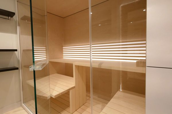 Luxuriöse Ferienwohnung mit Sauna und Balkon in strandnaher Lage