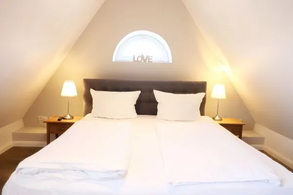 Schlafzimmer  Gorch-Fock-Str. 1, OG