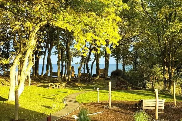 Garten  App. 10 mit Terrasse, Privatstrand