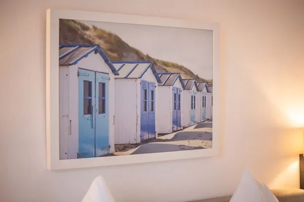 Dekoratives Detail  Meerhafen - mit eigenem Strandkorb im Herzen vom Niendorfer Hafen