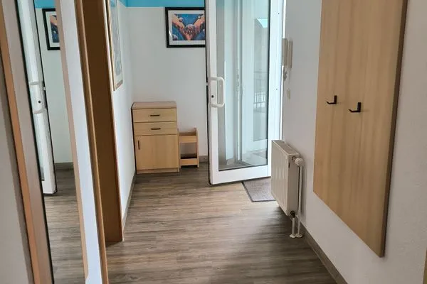 Fassade / Eingang  Mecklenburg 03