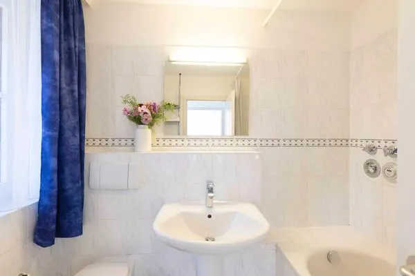 Badezimmer  (OST35b) Ferienwohnung "Derndinger"