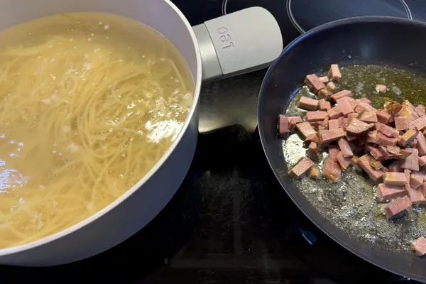 Zubereitung Rezept Maniatiki Makaronada-Tsouchti