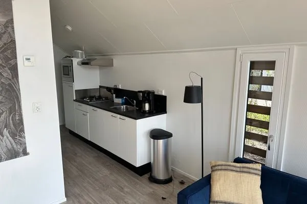  Marina Strandbad Chalet IJsselNest mit Zaun Haus Nr. 416