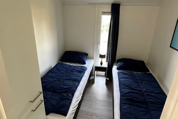  Marina Strandbad Chalet IJsselNest mit Zaun Haus Nr. 416