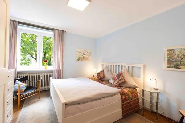 Schlafzimmer  (PAR1c) Ferienwohnung "Weßling"