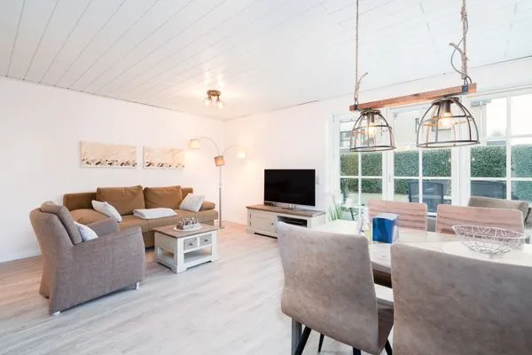 Wohnzimmer  Ferienwohnung "Möwensand"
