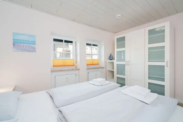 Schlafzimmer  Ferienwohnung "Möwensand"