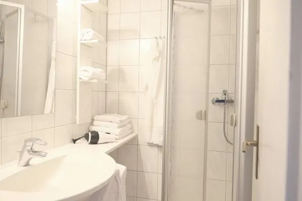 Badezimmer  Kjeirstr. 19-21, Whg. 14