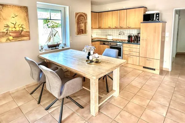 Essbereich und Küche Parkresidenz am Hafen Wohnung HF 12 - "Luftsnapper´s"