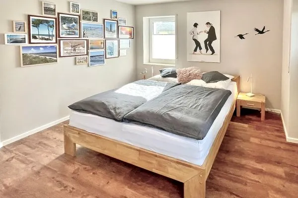 Schlafzimmer mit Doppelbett Parkresidenz am Hafen Wohnung HF 12 - "Luftsnapper´s"