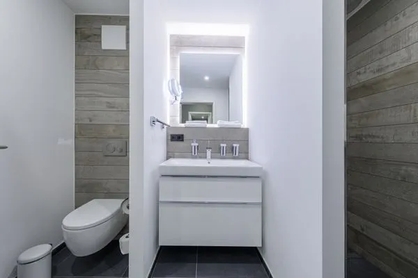 Ferienwohnung Waterkant Ostseebad Wustrow - ZweiWasser Alte Seefahrtschule Bad  Waterkant