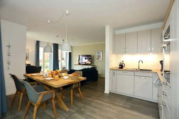 Küche / Küchenzeile  Deichsonne