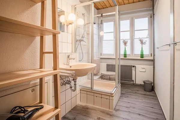 Badezimmer  Ferienwohnung Heimat auf Zeit Pellworm