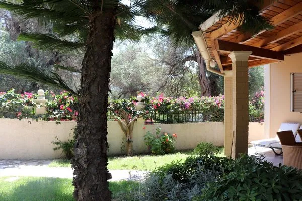 Garten  Jasmin Skidi