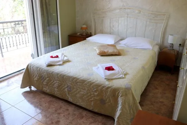 Schlafzimmer  Jasmin Skidi